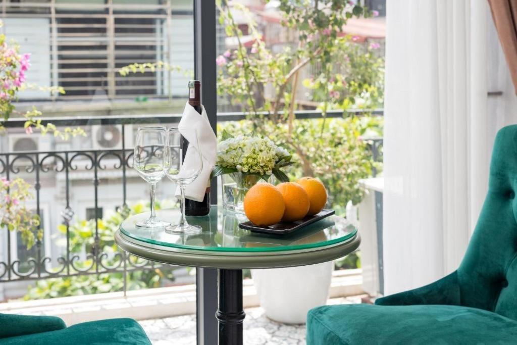 Gatsby Central Hotel Hanoi Buitenkant foto