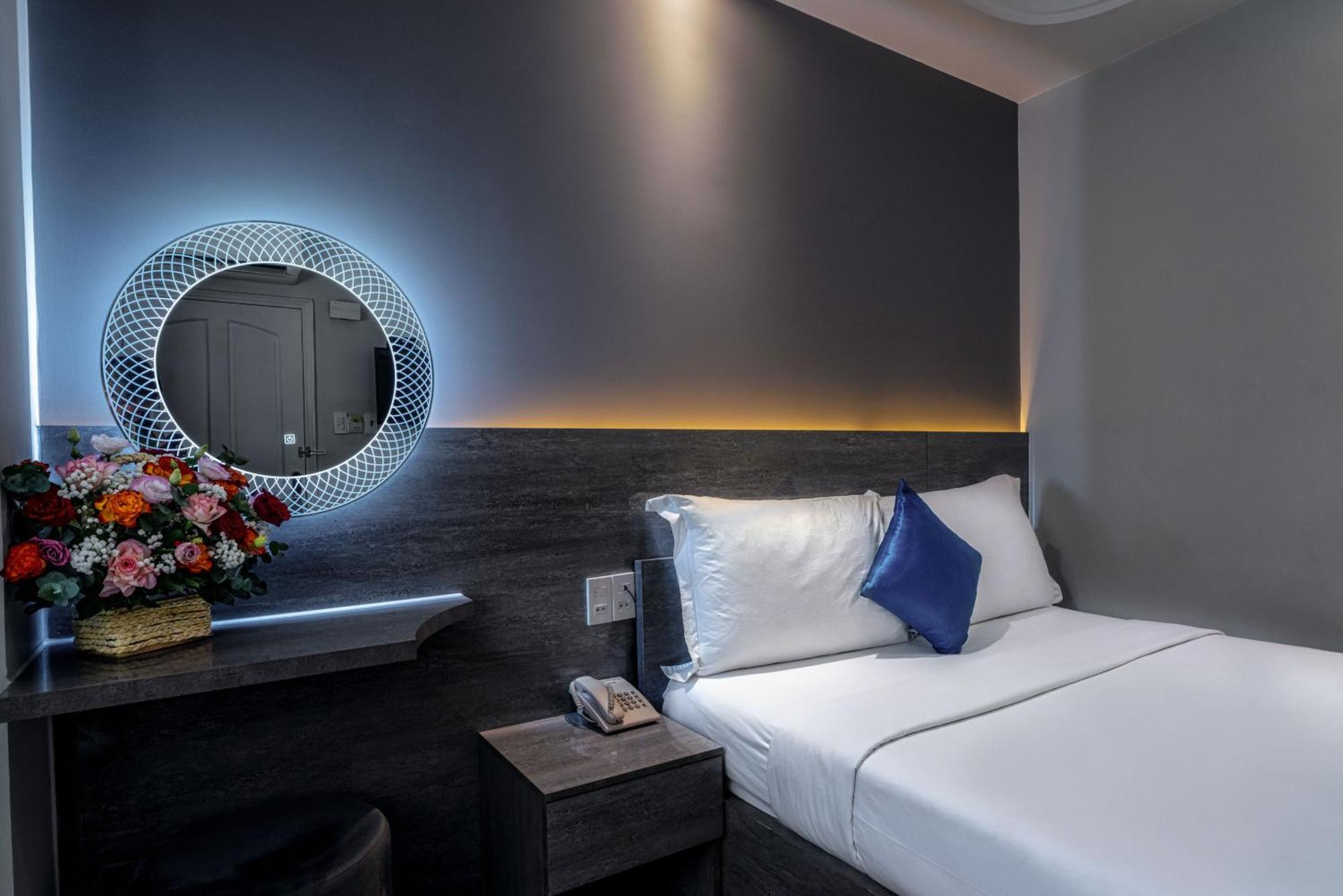 Gatsby Central Hotel Hanoi Buitenkant foto