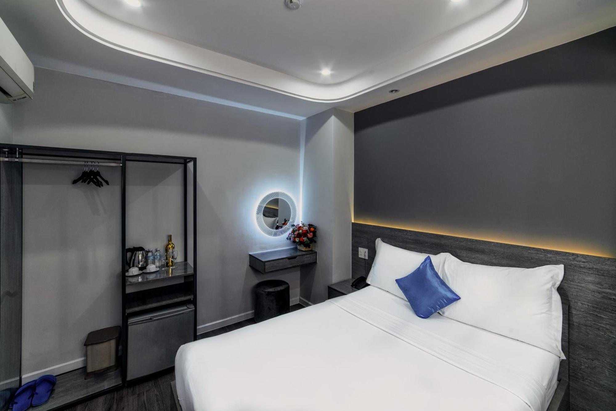 Gatsby Central Hotel Hanoi Buitenkant foto